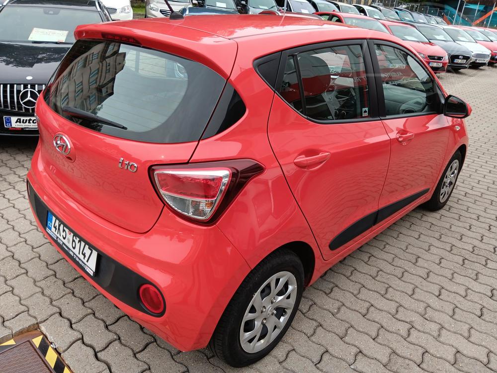 Hyundai i10 1.0 1.maj Serv.kniha, R