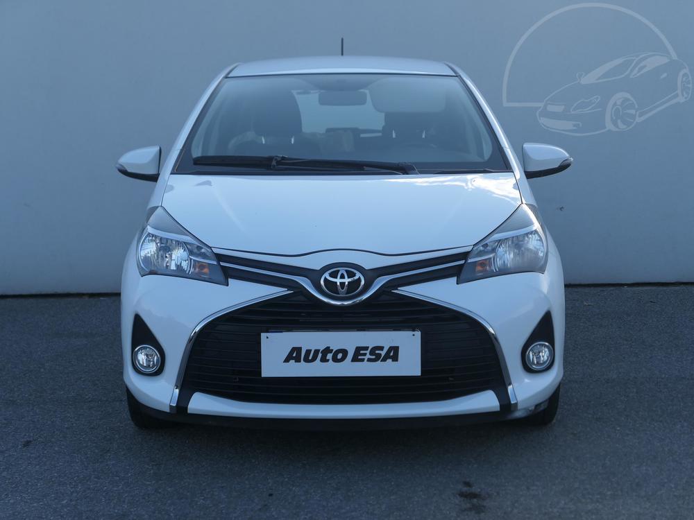 Toyota Yaris 1.3 VVTi, R