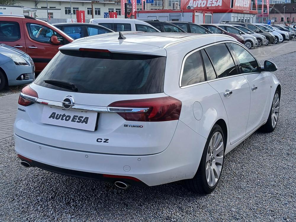 Opel Insignia 2.0 CDTi, R