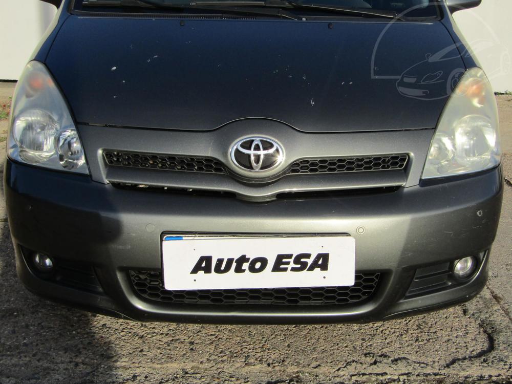 Toyota Corolla Verso 1.6 16 V, R