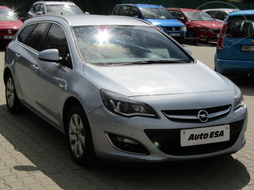 Prodm Opel Astra 2.0 CDTi Serv.kniha, R