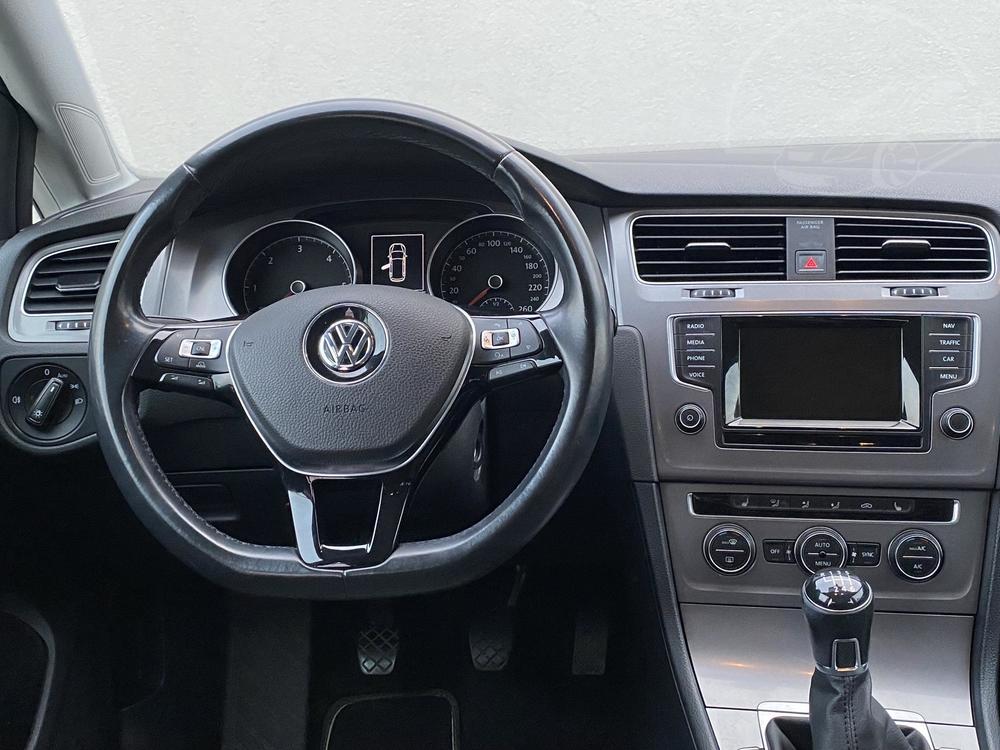 Volkswagen Golf 1.6 TDi