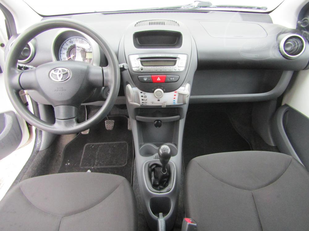 Toyota Aygo 1.0 i, R