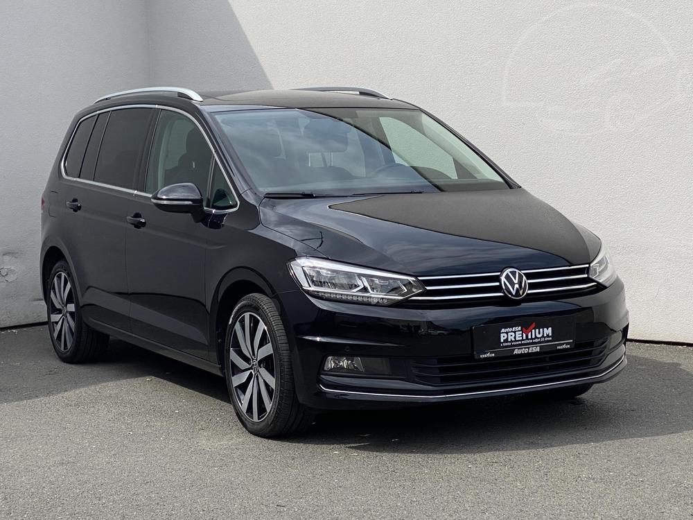 Volkswagen Touran 1.5 TSi Serv.kniha