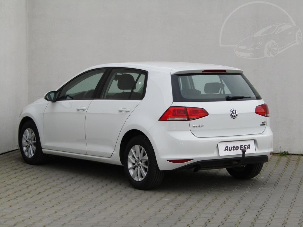 Volkswagen Golf 1.2 TSi, R