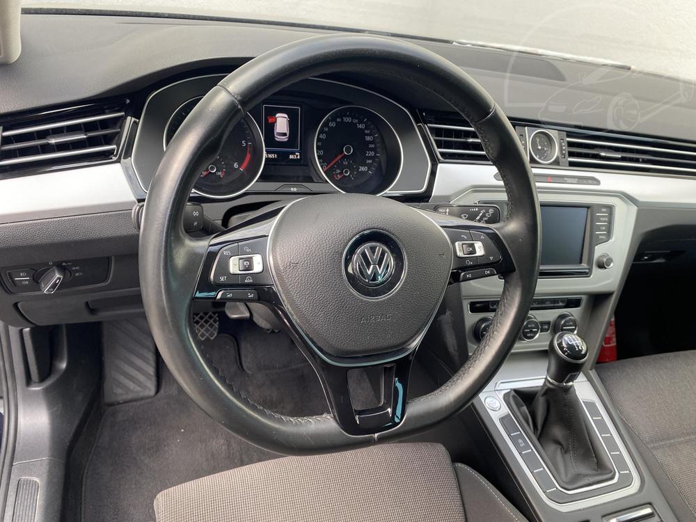 Volkswagen Passat 1.6 TDi Serv.kniha