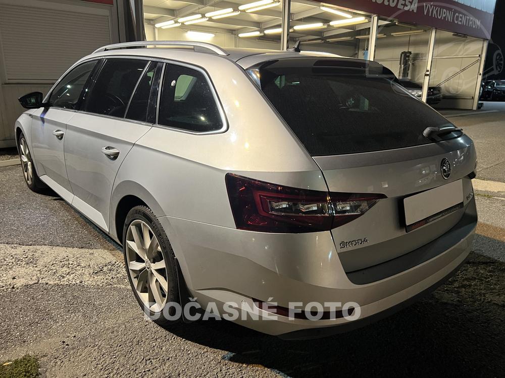 koda Superb III 2.0 TDi, R