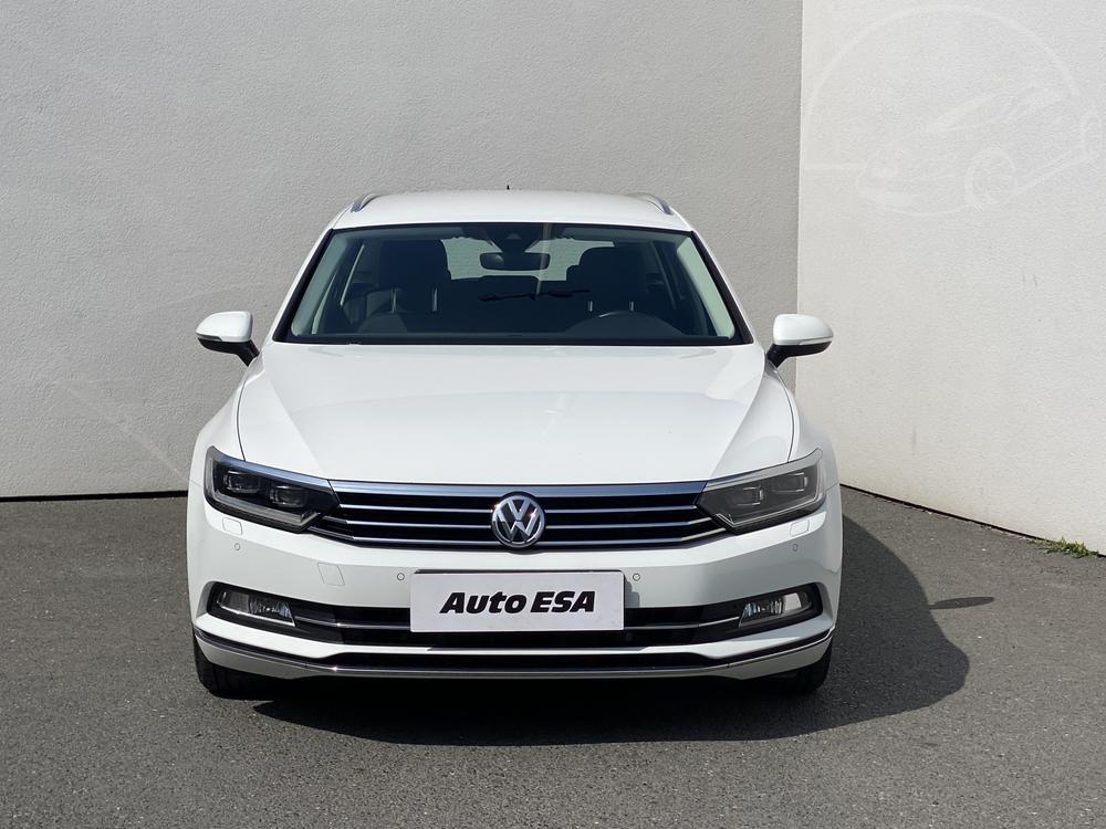 Volkswagen Passat 2.0 TDi Serv.kniha