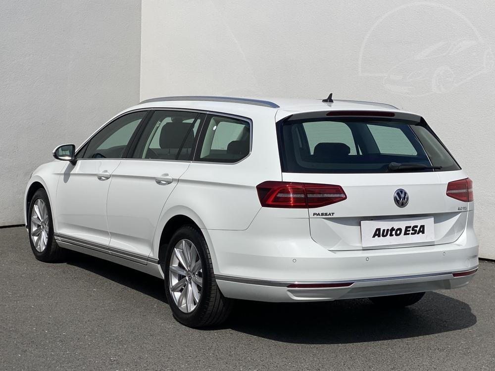 Volkswagen Passat 2.0 TDi Serv.kniha