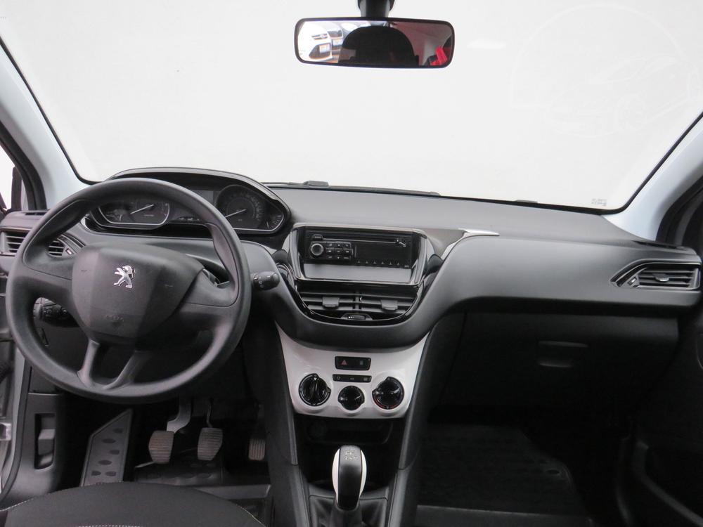 Peugeot 208 1.0 i