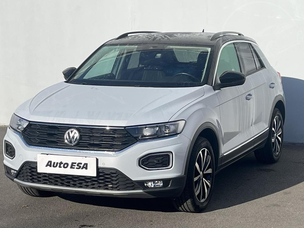 Volkswagen T-Roc 1.5 TSi 1.maj Serv.kniha