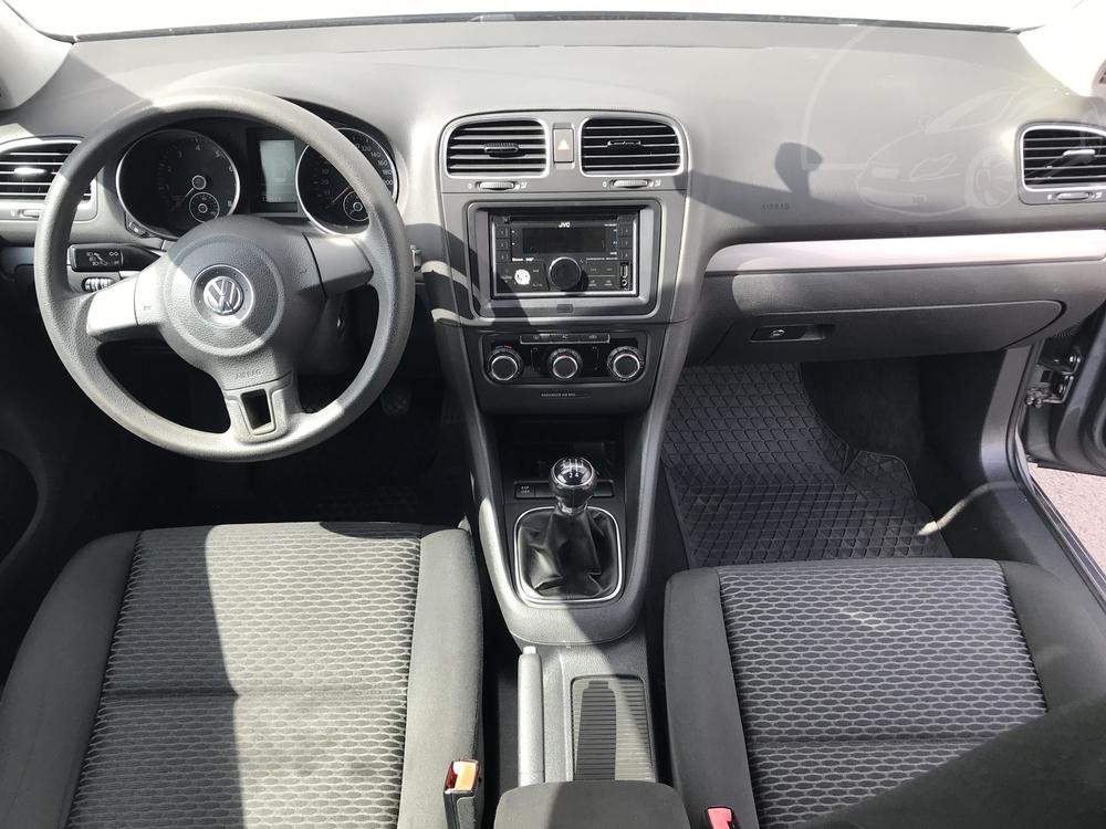 Volkswagen Golf 1.6 i