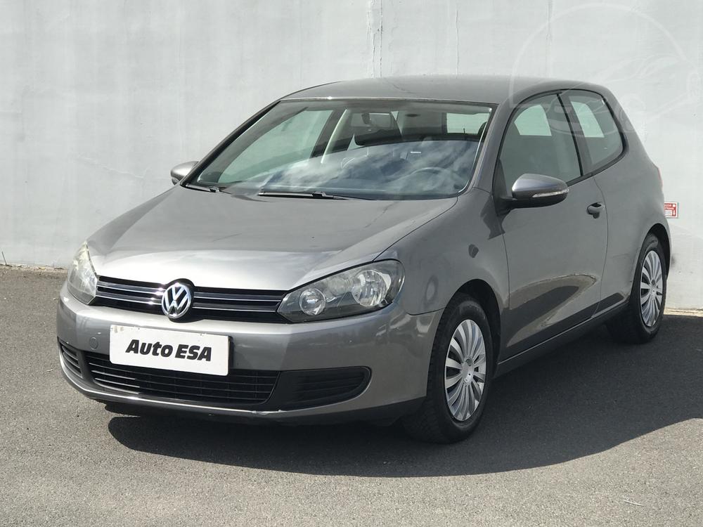 Volkswagen Golf 1.6 i