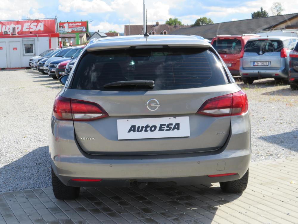 Opel Astra 1.6 CDTI, R