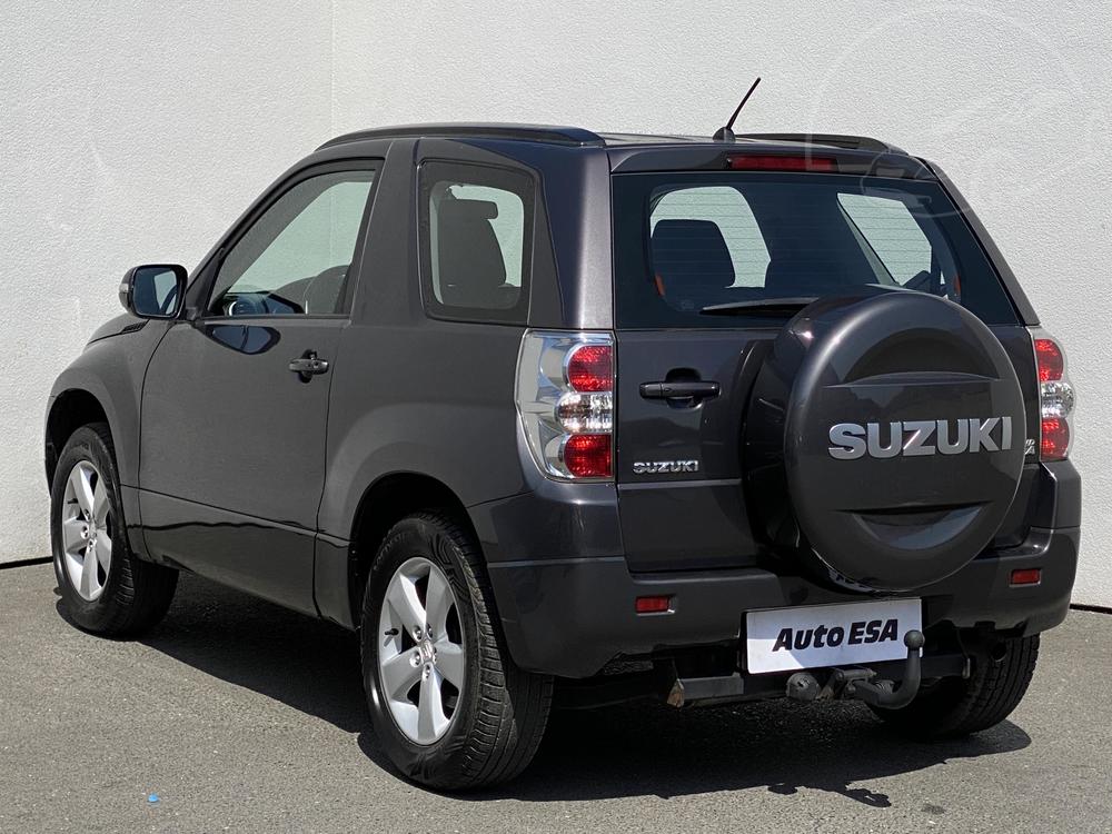 Suzuki Grand Vitara 2.4 i