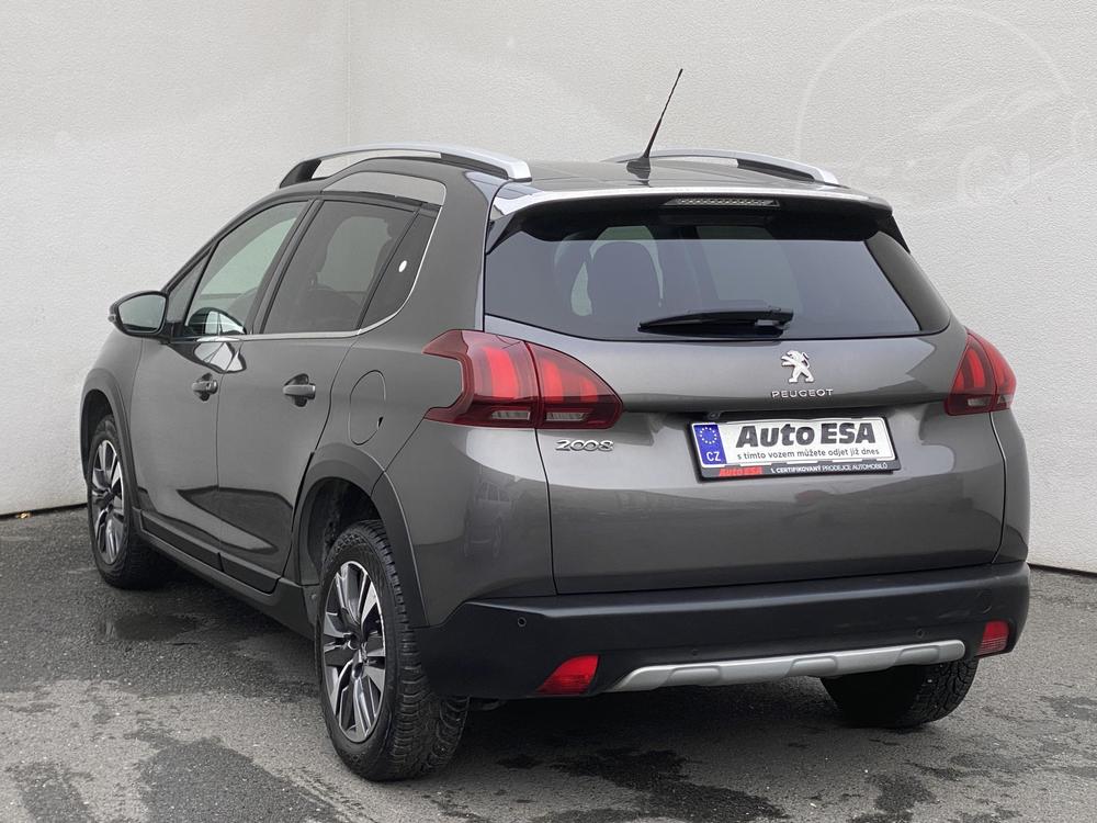 Peugeot 2008 1.2 PT