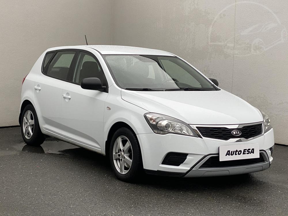 Kia Cee´d 1.6 CRDi 1.maj, ČR