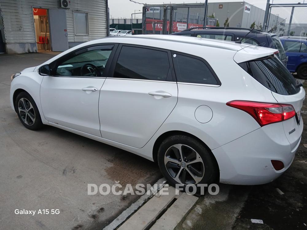 Hyundai i30 1.6, R