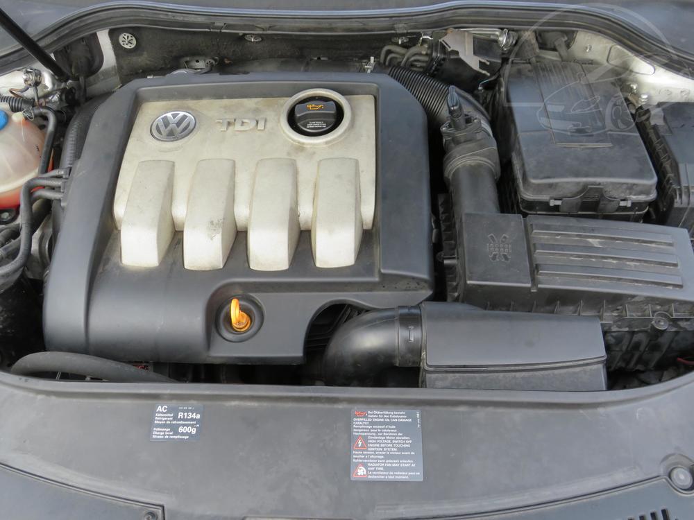 Volkswagen Passat 1.9 TDi, R