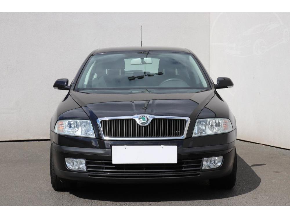 koda Octavia II 2.0 TDi, R