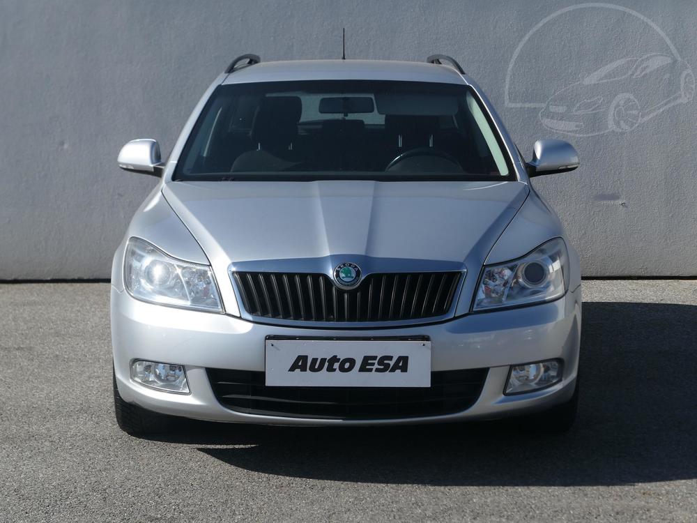 koda Octavia II 1.6 TDi, R