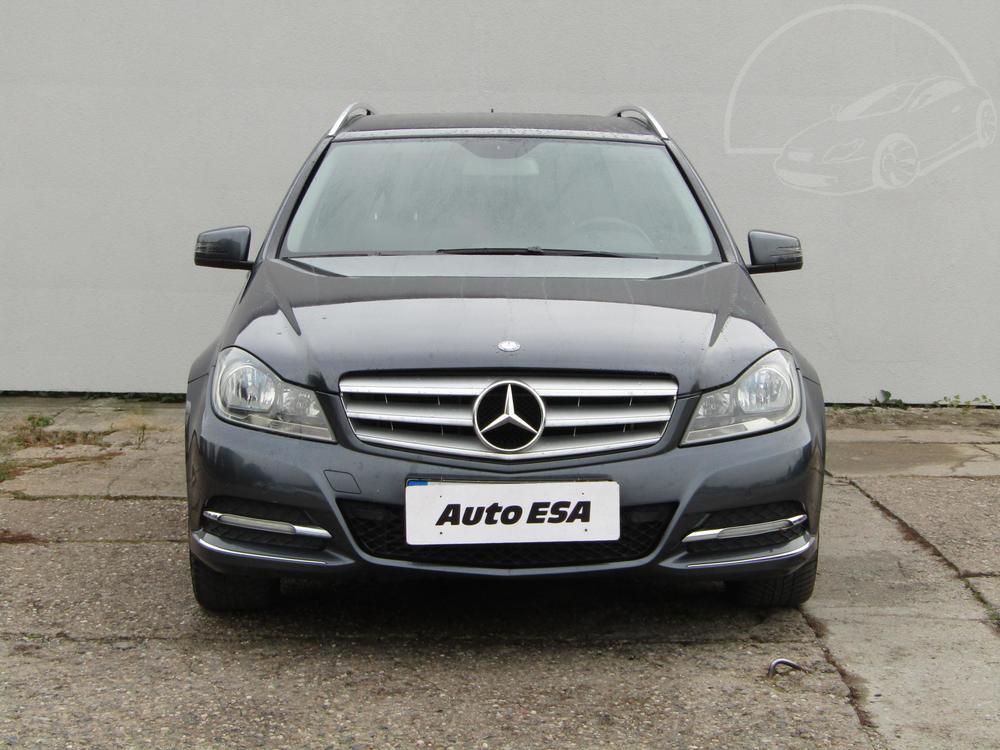 Mercedes-Benz C 2.2 CDi