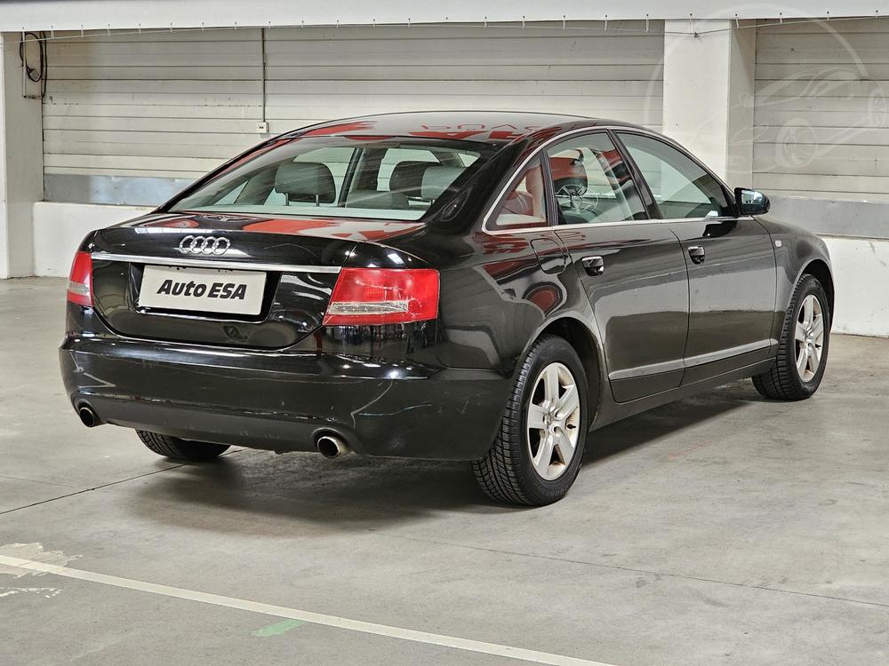 Audi A6 2.4 i