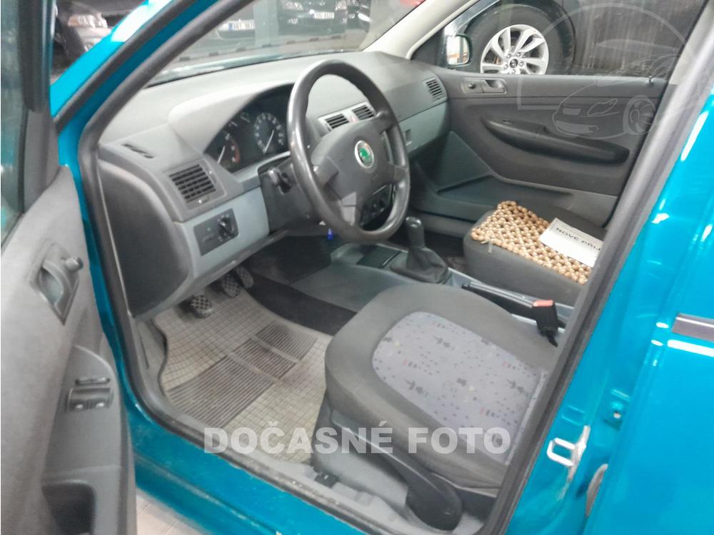 koda Fabia 1.2 i, R