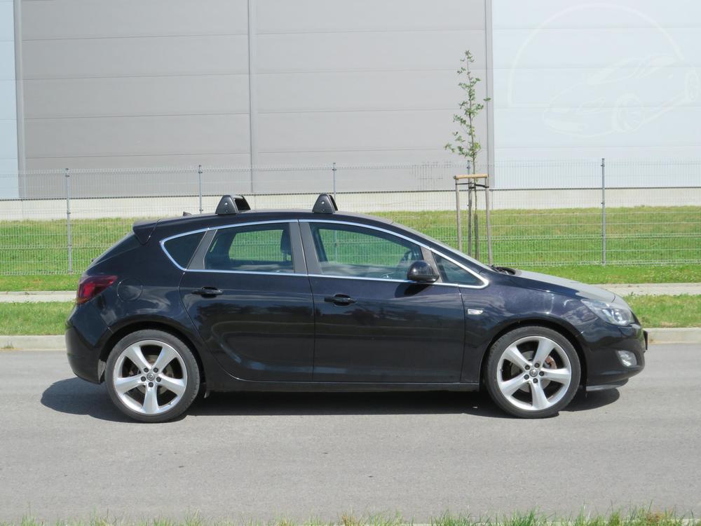 Opel Astra 1.6 T