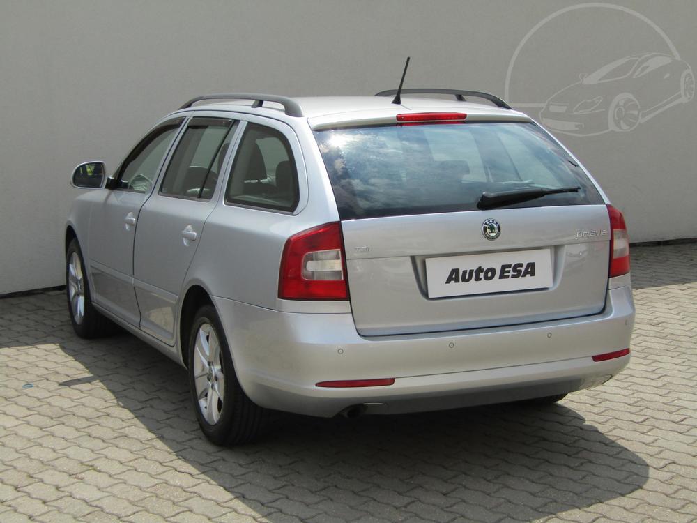 koda Octavia II 1.6 TDi, R