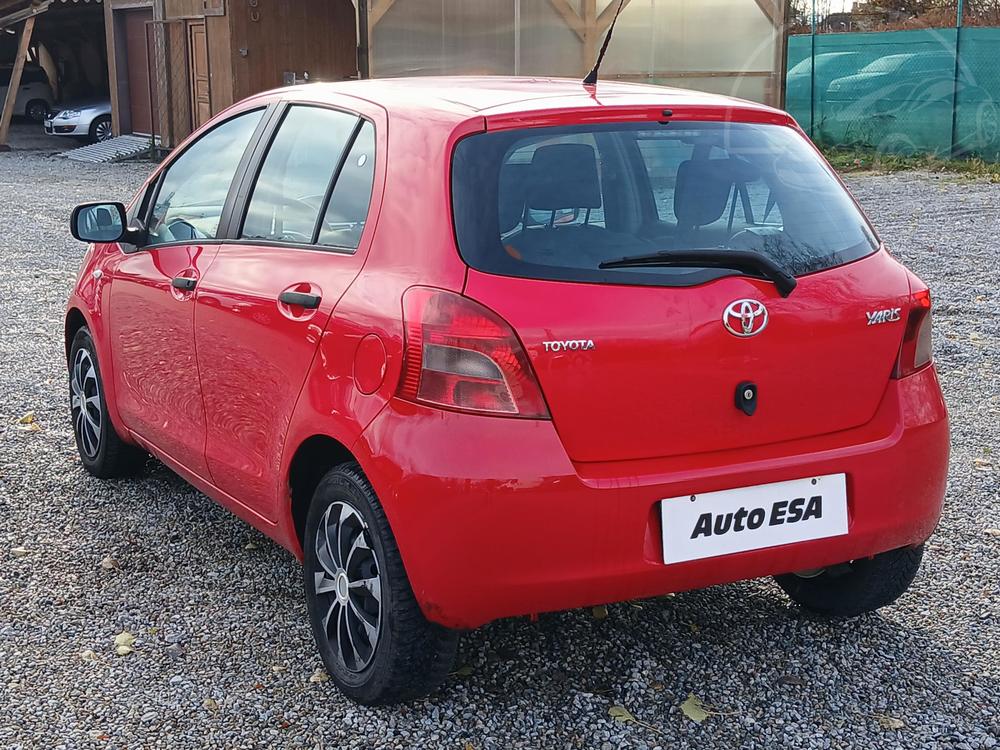 Toyota Yaris 1.3 i