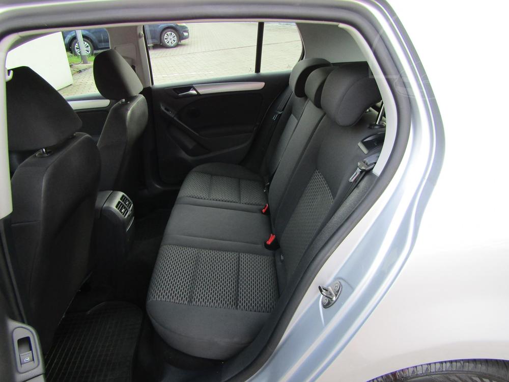 Volkswagen Golf 1.2 TSi, R