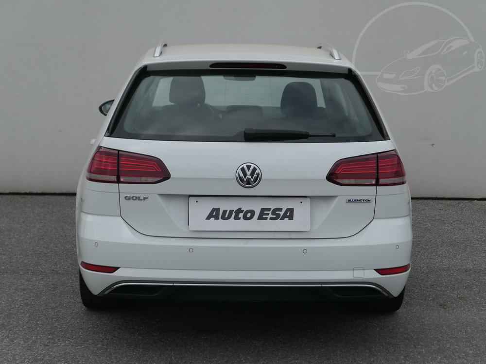 Volkswagen Golf 1.5 TSi, R