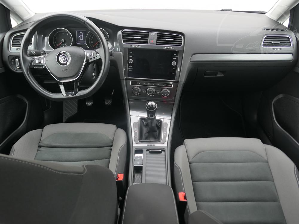 Volkswagen Golf 1.5 TSi, R