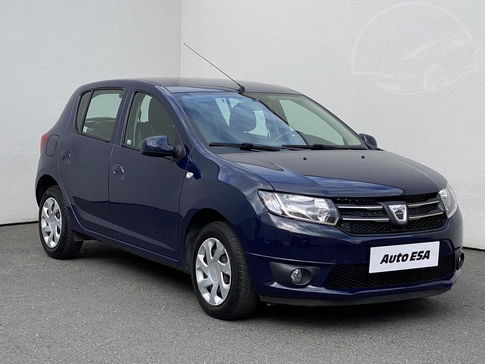 Prodm Dacia Sandero 1.1 i 1.maj Serv.kniha, R