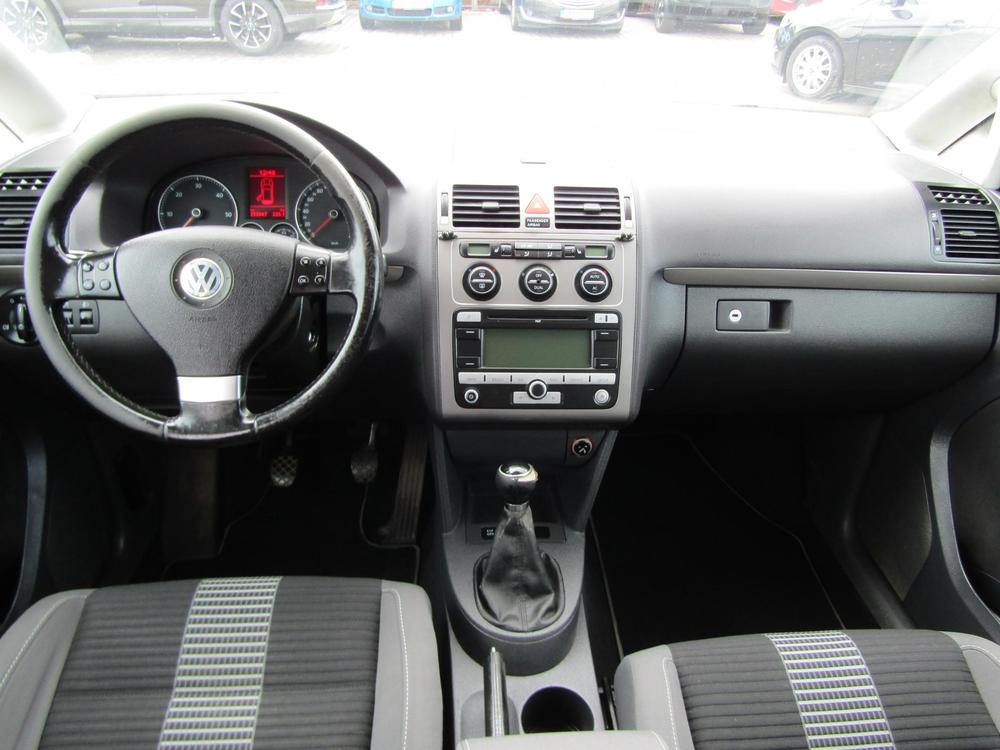 Volkswagen Touran 2.0 TDi