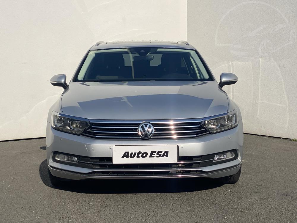 Volkswagen Passat 2.0 TDi Serv.kniha