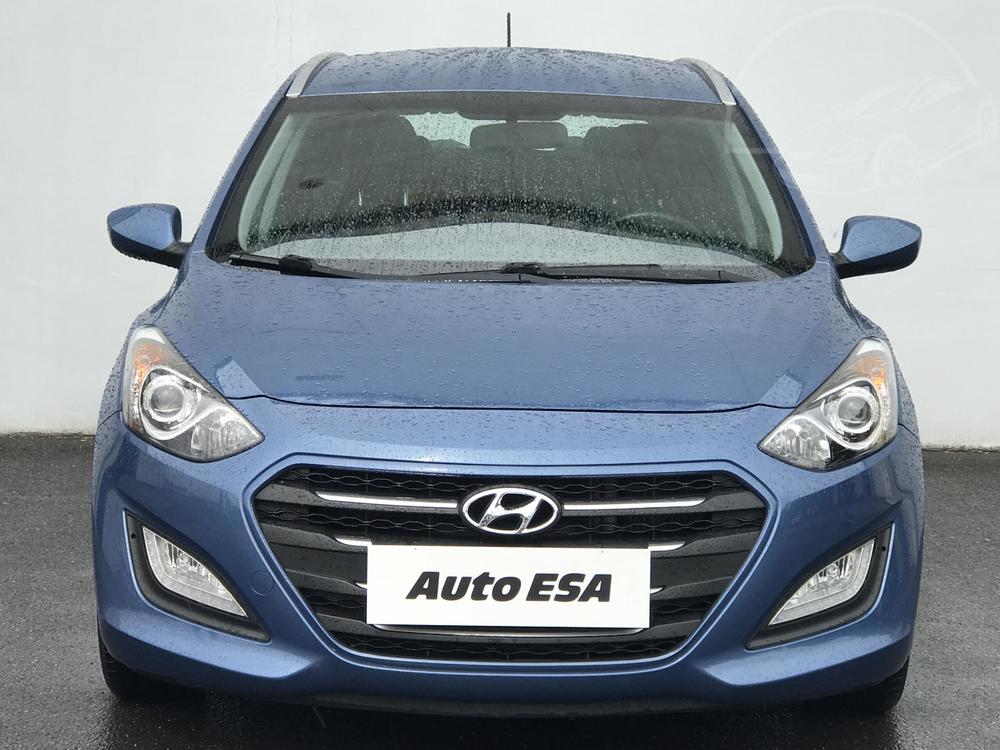 Hyundai i30 1.6 CRDi 1.maj, R