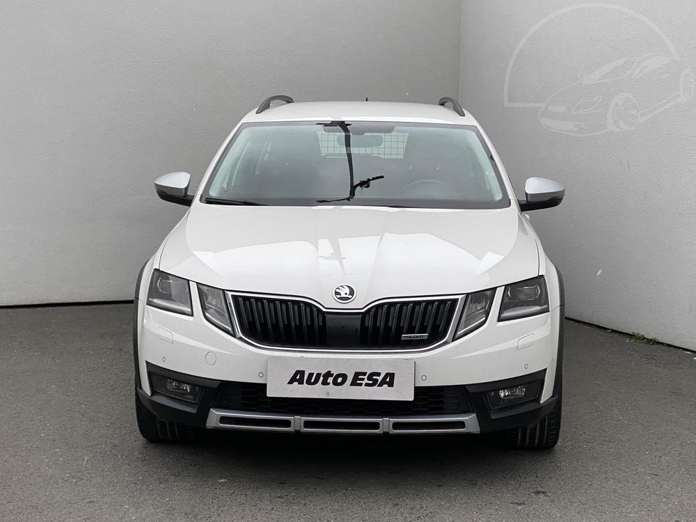 koda Octavia III 2.0 TDi Serv.kniha, R