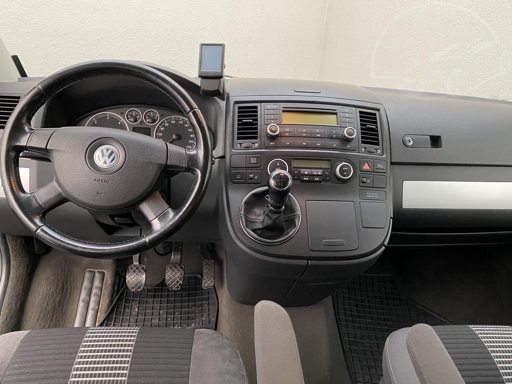 Volkswagen Multivan 2.5 TDi