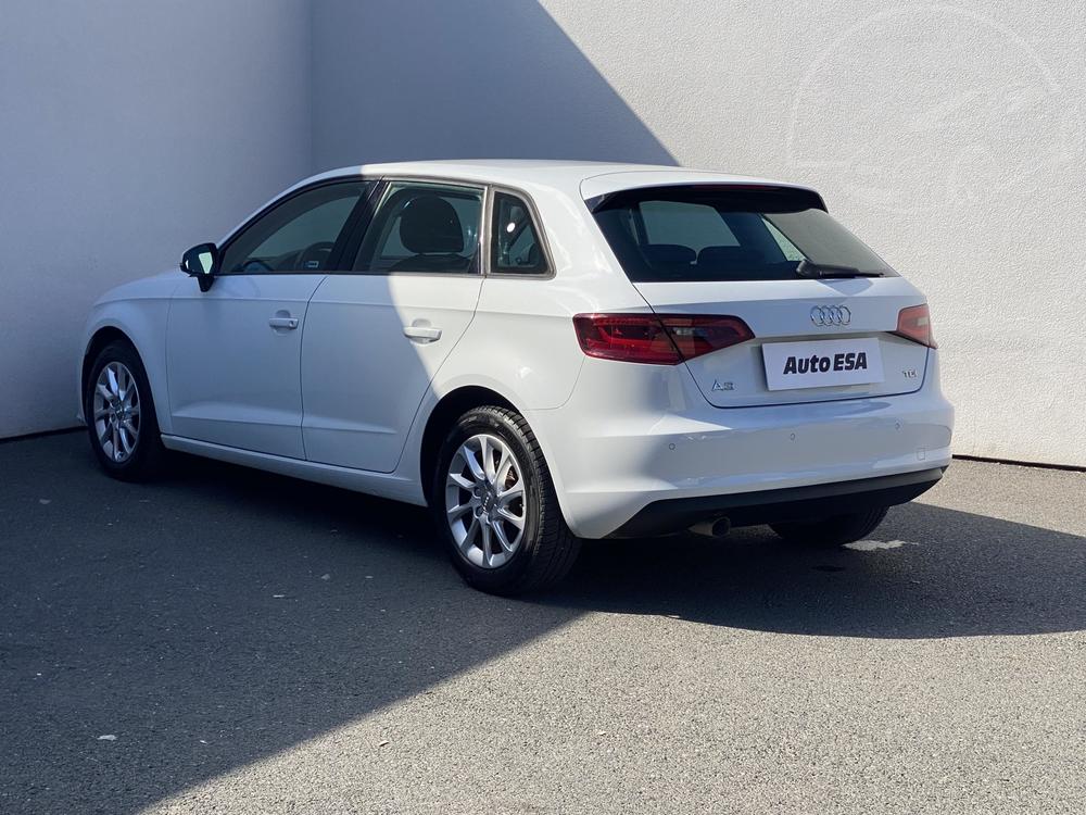 Audi A3 1.6 TDi Serv.kniha