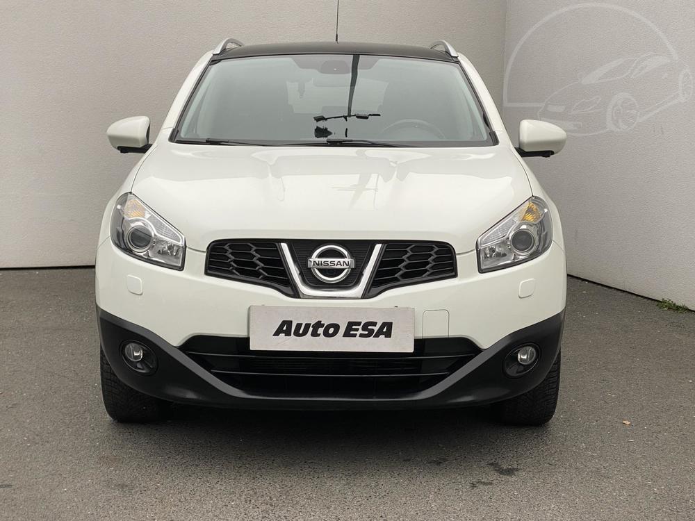 Nissan Qashqai 2.0 i Serv.kniha