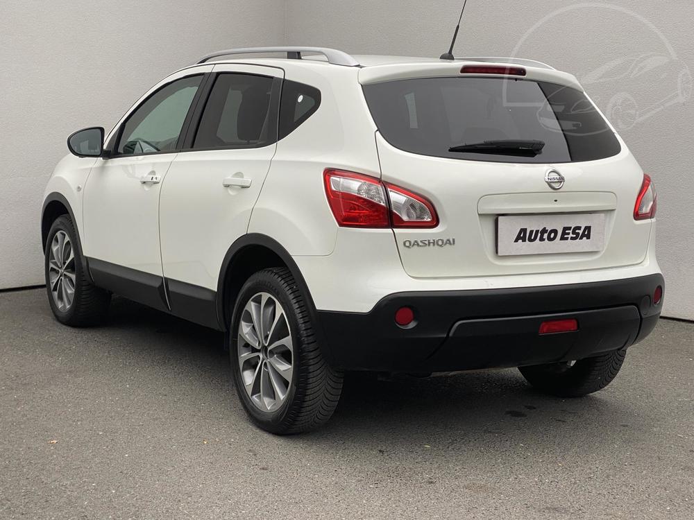 Nissan Qashqai 2.0 i Serv.kniha