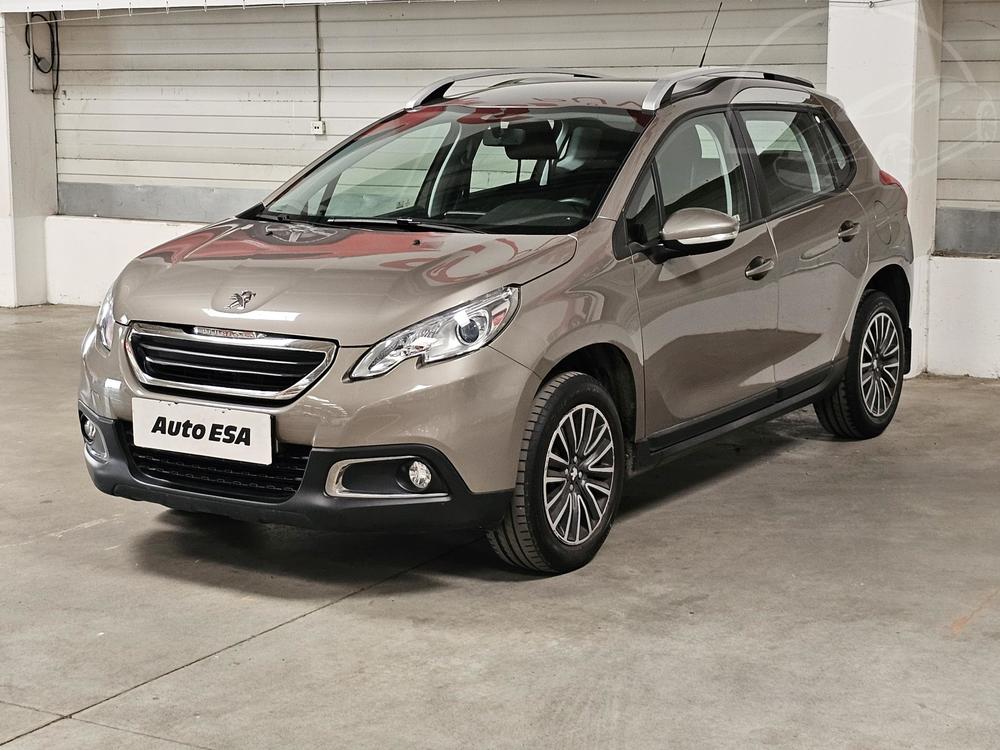 Peugeot 2008 1.2 PT 1.maj, R