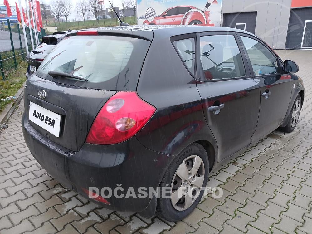 Kia Ceed 1.6, R