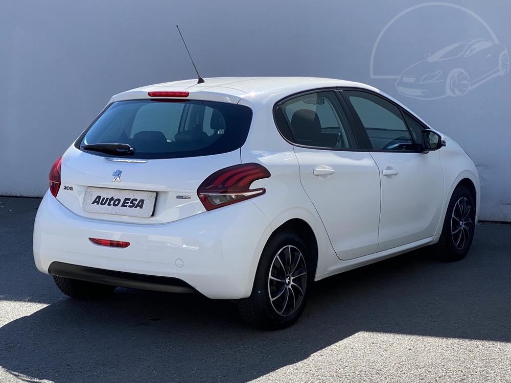 Peugeot 208 1.0 Serv.kniha, R