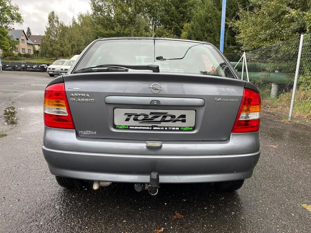 Opel Astra 1,4i 16V Classic