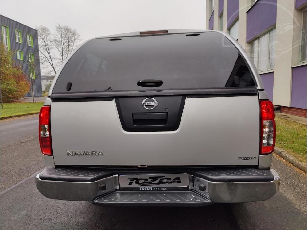 Nissan Navara 2,5 DCi 4x4 / automat /