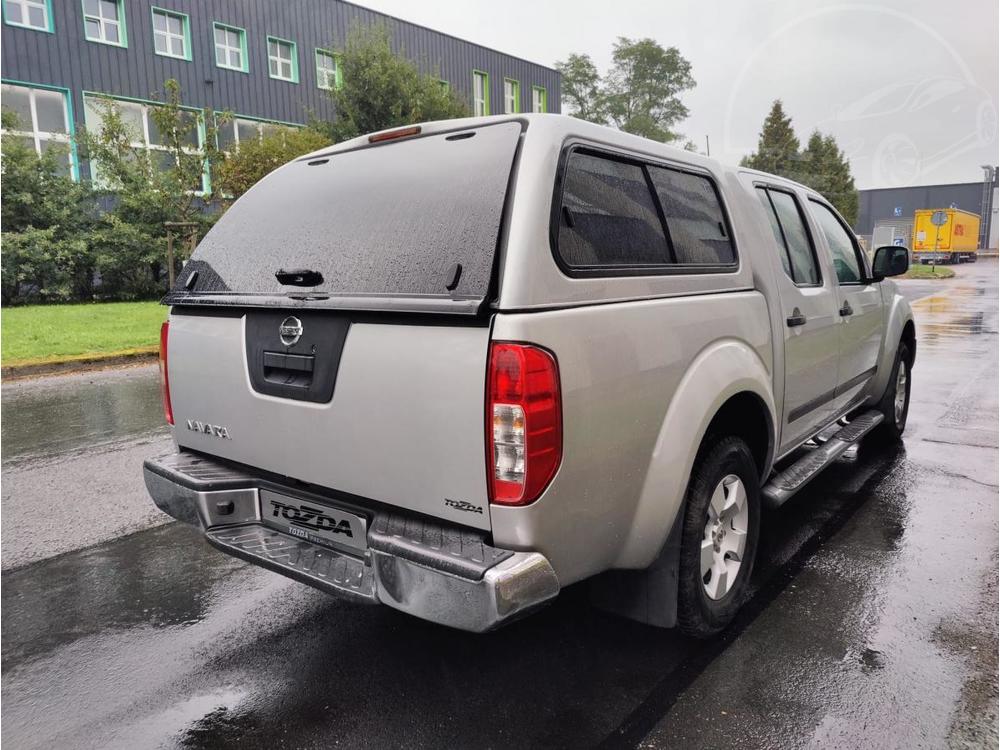 Nissan Navara 2,5 DCi / automat /