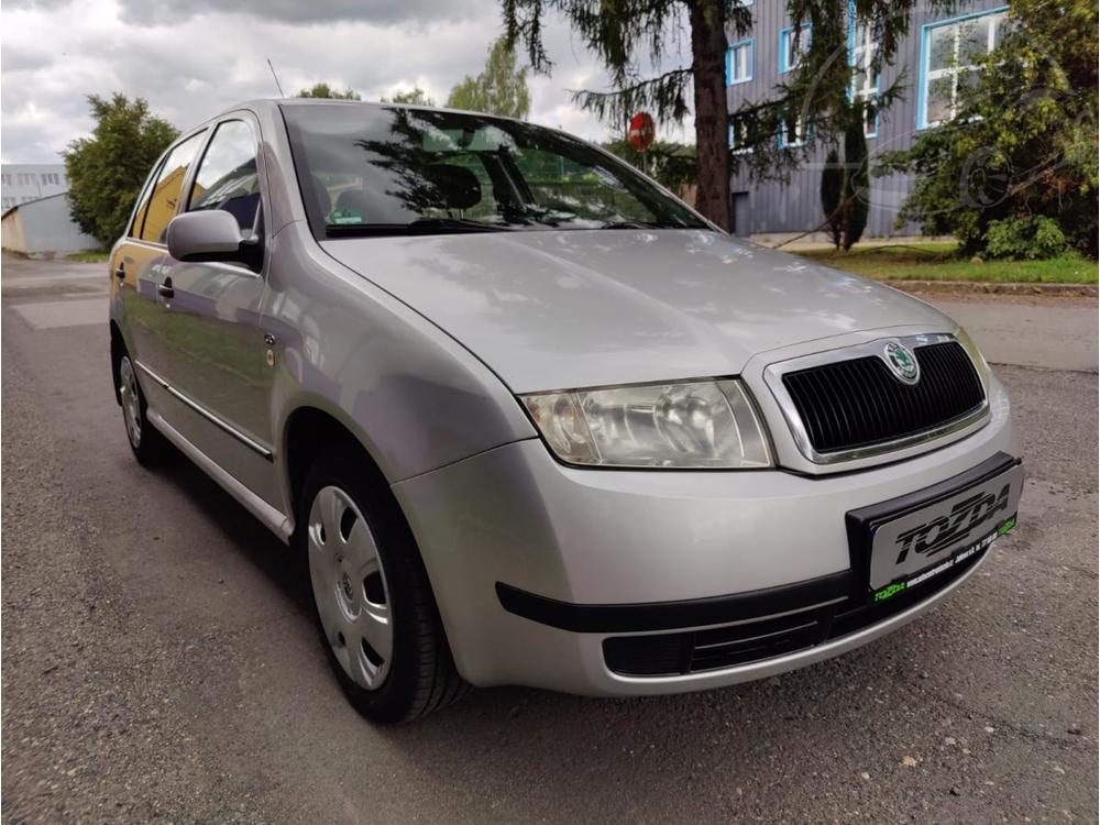 koda Fabia 1,4i 16V Elegance + pneu